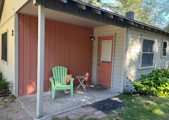 Sleeping Bear Riverside Cabins